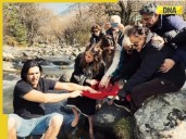 Goodbye Zarine Khan: Sanjay Khan, Sussanne Khan, family perform asthi visarjan