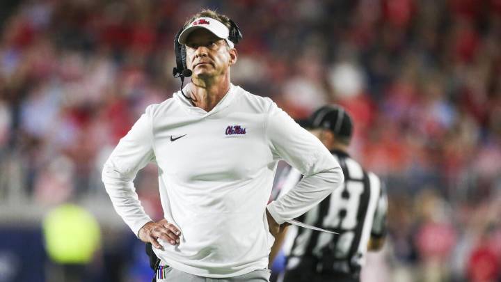 Lane Kiffin rumors: LSU whisks coach's family by private jet to tour Baton Rouge