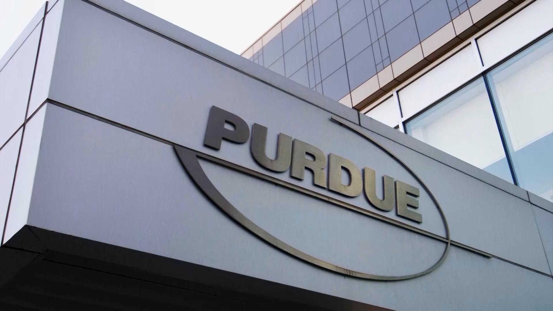 Judge says he’ll approve opioid settlement with OxyContin maker Purdue and Sackler family