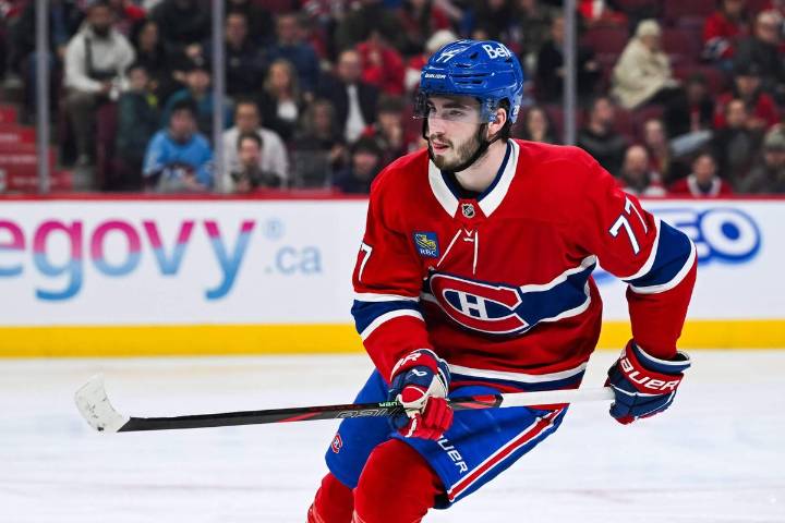 Kirby Dach out 4 to 6 weeks with fractured foot as Canadiens' injury woes continue