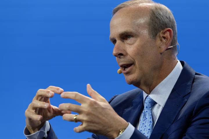 El CEO de Chevron justifica la presencia de la empresa en Venezuela: “Beneficia a ambas naciones”