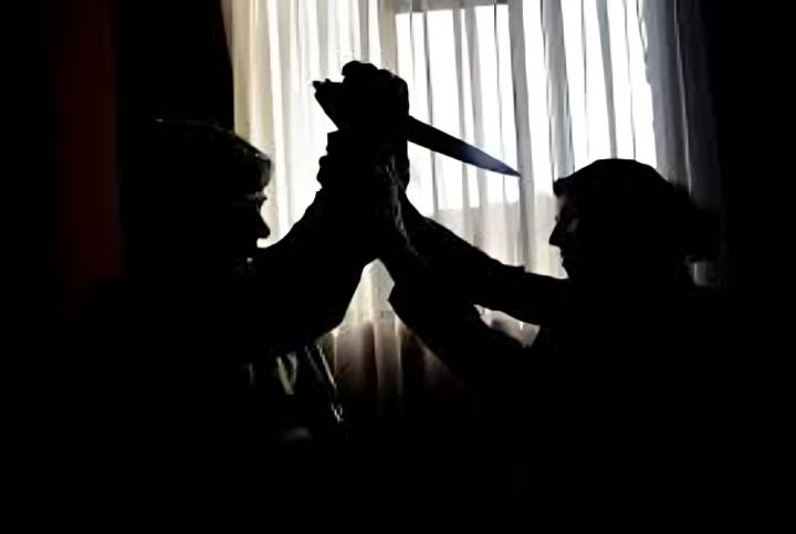 Adolescente MATA A SU MAMÁ porque le cambió la clave del Wi