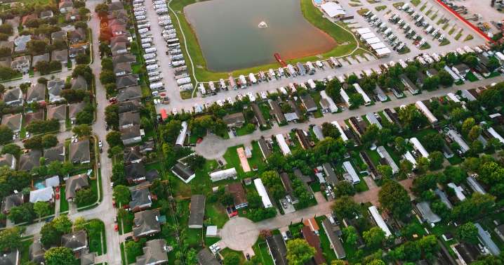 Boy, 7, shoots complete stranger dead and is forgiven by victim's father