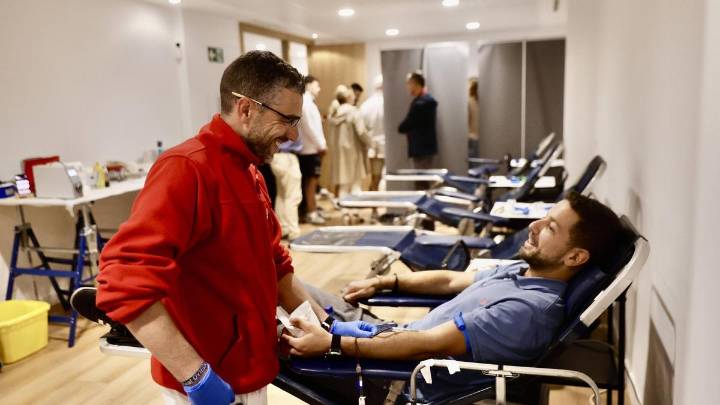 Los 26.000 asturianos que donan sangre necesitan refuerzos... preferiblemente jóvenes