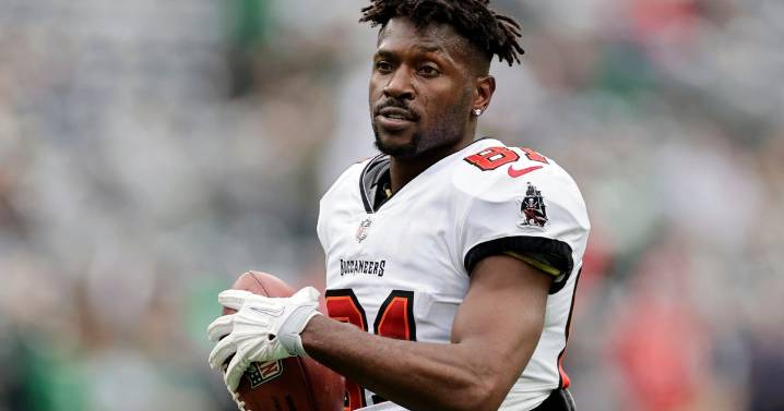 Antonio Brown pleads not guilty to attempted murder charge in Miami shooting