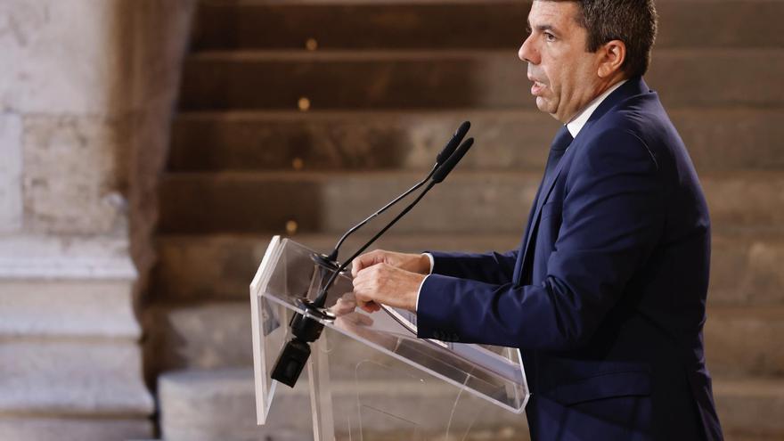 Mazón dimite sin convocar elecciones y se queda como diputado