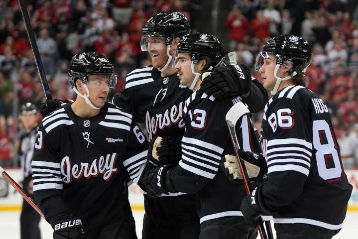 Devils coach provides injury update on star defenseman