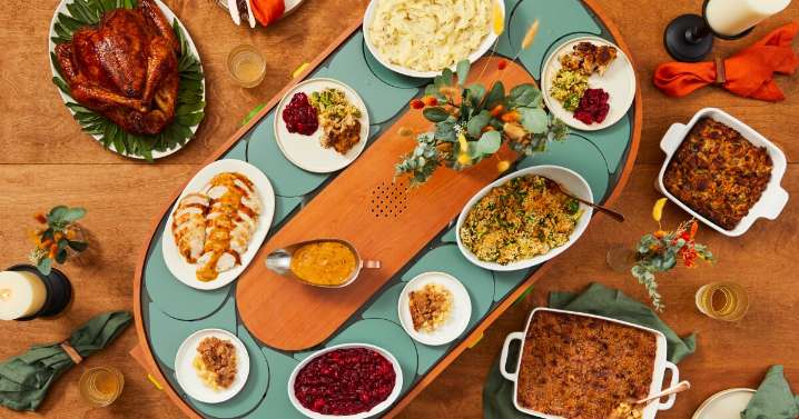 Thanksgiving food prices drop, but many Texas families still feel squeeze