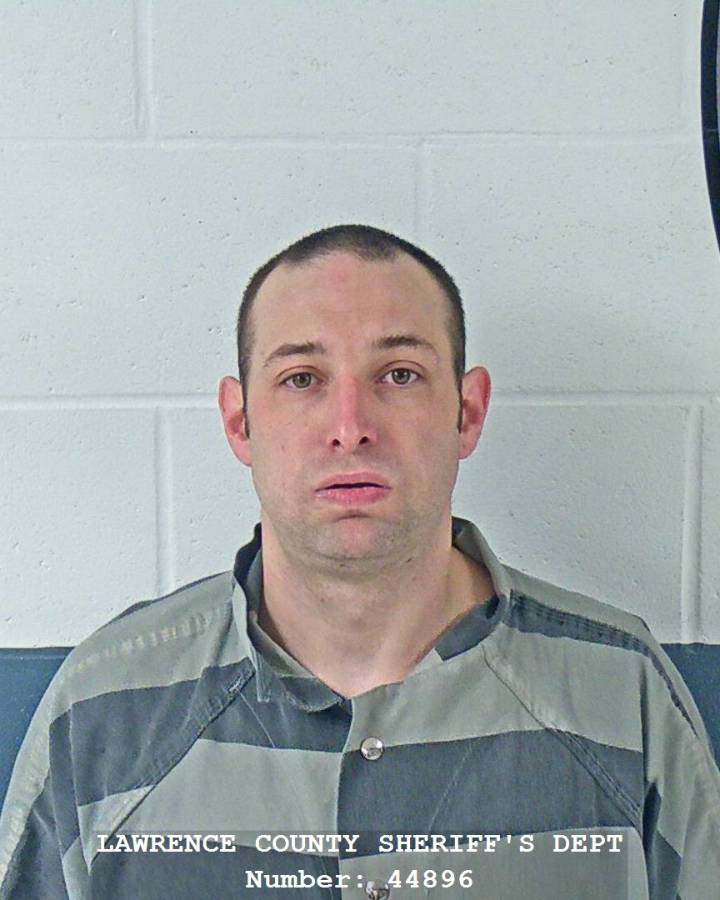 Man arrested on domestic battery charge after allegedly striking woman with a belt