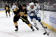 Deadspin | David Pastrnak's 400th, 401st goals power Bruins past Leafs