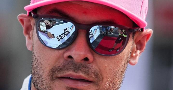 Larson aims to end 23-race losing streak in NASCAR finale, faces Briscoe, Byron and Hamlin in final four