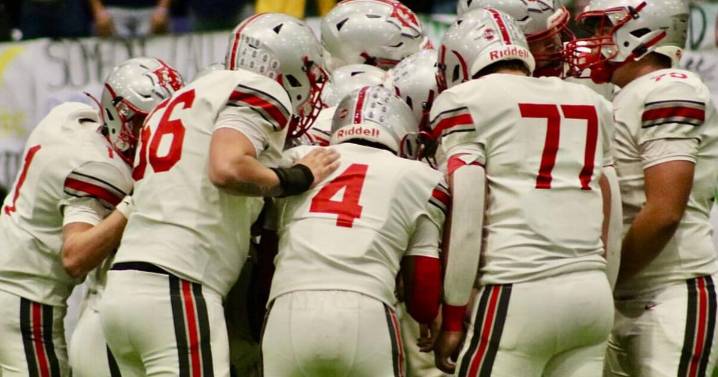 River Valley falls in opening round of playoffs to Show Low