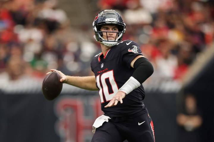 Texans QB C.J. Stroud out vs. Titans, Davis Mills to get second consecutive start