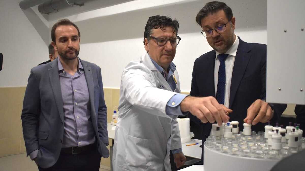 Junta destina más de un millón a una resonancia magnética nuclear en la UCLM