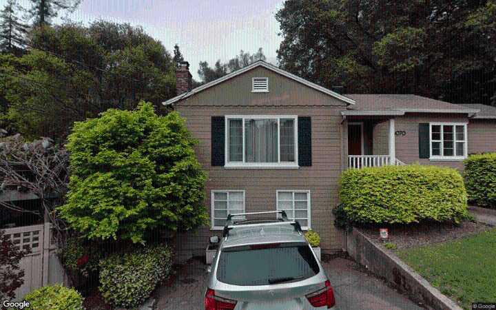 Sale closed in Oakland: $1.7 million for a three