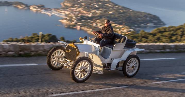 Mercedes-Benz celebra 125 años de su primer automóvil