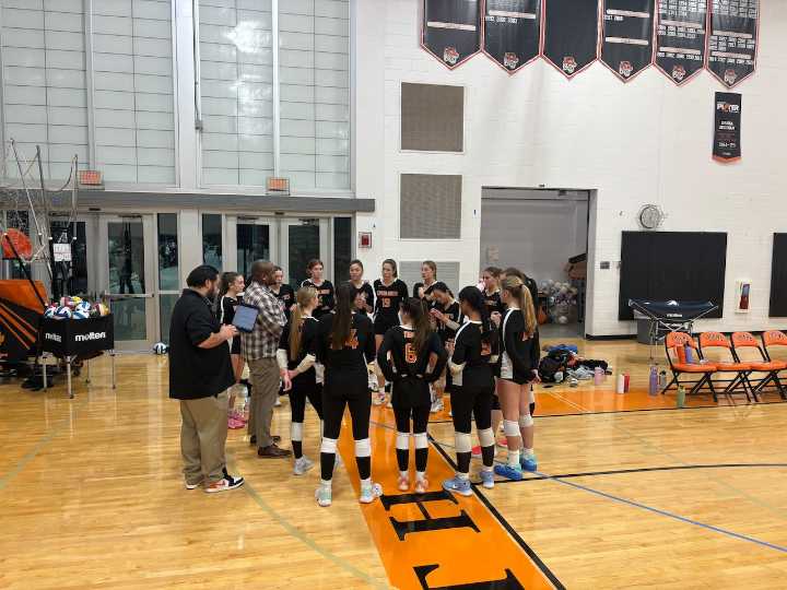 Newton North defeats Westford Academy, advances to Div. I girls volleyball quarterfinals