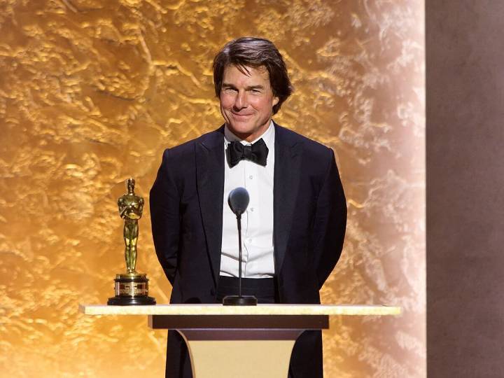 Tom Cruise bags first Oscar at Governors Awards