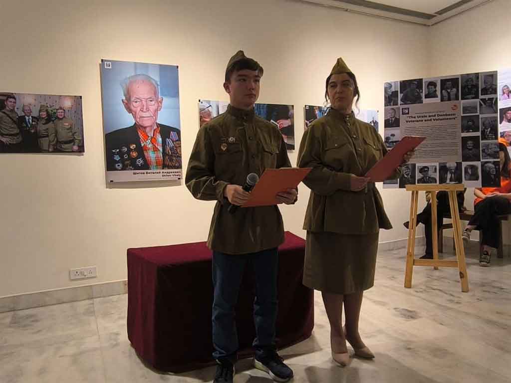 En India exposición fotográfica sobre voluntarios y veteranos rusos (+Foto)