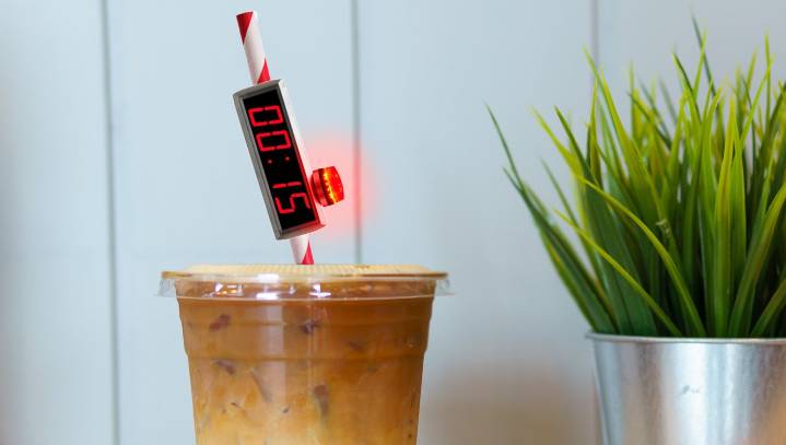 Paper Straws Now Come With 15-Second Self-Destruct Countdown Timer
