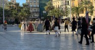 'Maestros de la Costura Celebrity' graba un programa en Valencia: falleras ilustres y pasodobles por el centro