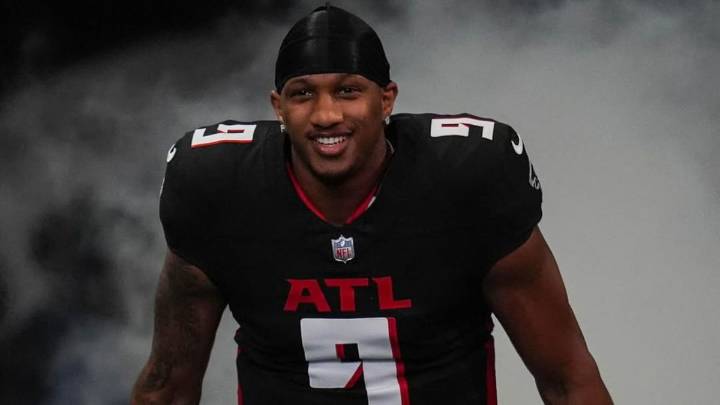 Falcons Coach Dismisses Michael Penix Jr.’s Claims As Locker Room Hits Rock Bottom How did the Atlanta Falcons QB coach respond to Michael Penix Jr. and his comments about having no mentor in the team