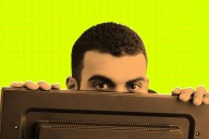 Founder Admits His “AI Transcription” Startup Was Just Him Joining People’s Meetings and Taking Notes by Hand