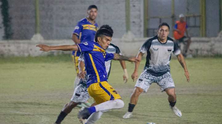 Independiente se quedó con la Zona 1 y avanzó como líder en el Regional Amateur