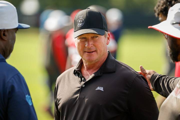Jon Gruden Makes Michigan Alum Dave Portnoy Wipe Off Smile With Blunt Statement Former NFL head coach Jon Gruden stirred the Michigan Wolverines' pot by dropping a blunt jab for their proud alum Dave 