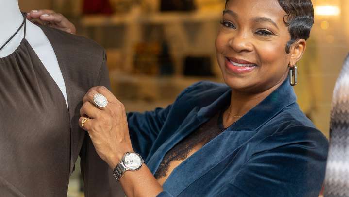 Buying local during the holidays can help businesses, boosts jobs