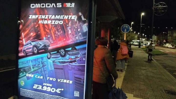 IU exige al Gobierno de Cantabria y a Turytrans–ALSA reforzar la línea S1 ante la saturación diaria del servicio