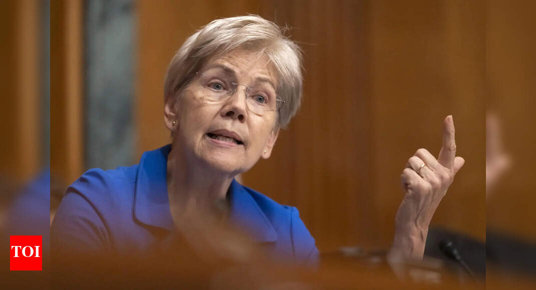 US Senator Warren calls on Trump administration to stop discussions on selling $1.6 trillion student loan portfolio