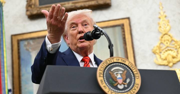 Trump ordena preparar una posible acción militar en Nigeria a raíz de sus ataques a cristianos