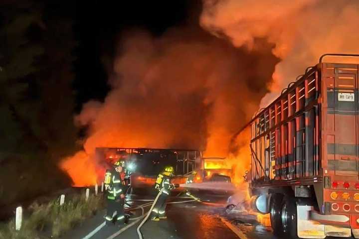 Michoacán bajo fuego, se intensifican los enfrentamientos y bloqueos carreteros a pesar de los recientes actos criminales