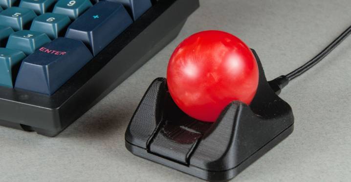 Ploopy’s smallest open-source trackball now includes a button