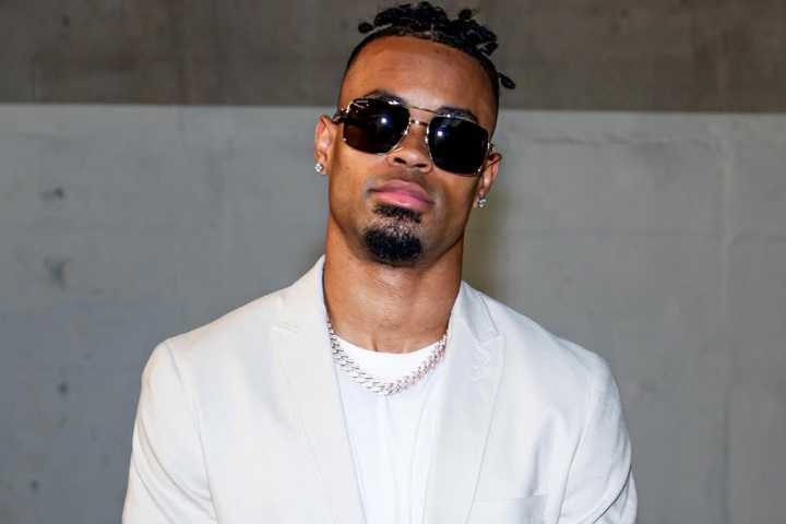 What is Jalen Tolbert’s Net Worth in 2025? All About NFL WR’s Salary, Career Earnings & More Read About Jalen Tolbert’s net worth in 2025, including his contract, salary, career earnings, and top endo