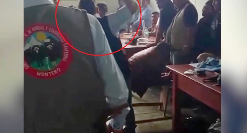 Piura: azotan a alcalde de Ayabaca por no cumplir promesas últimas