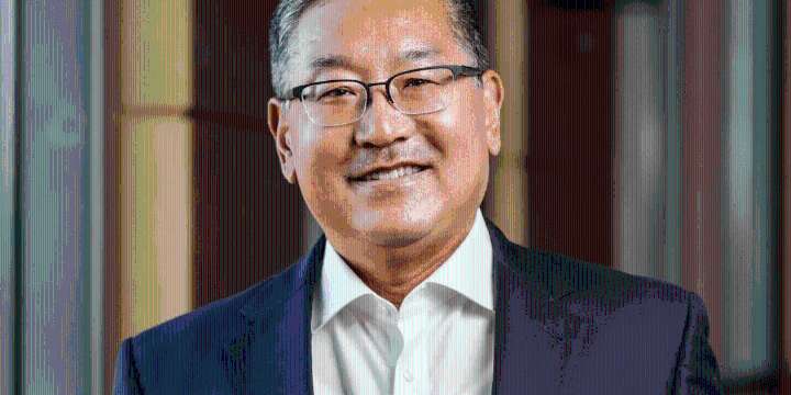 The finger arithmetic of free vs. fair trade