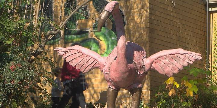 Birmingham Zoo unveils flamingo sculpture