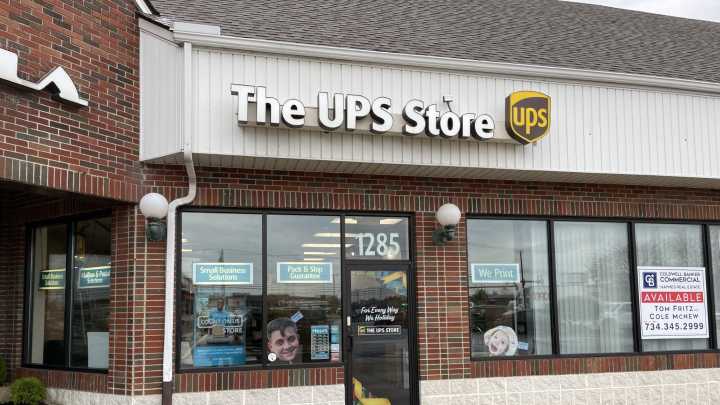 UPS store in Penfield’s BayTowne Plaza has closed. Here’s what to know