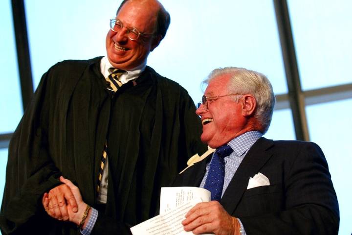 Reagan-appointed judge resigns to pursue anti