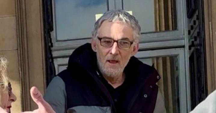 "Micro penis" pervert tried to lure girls with bizarre confession