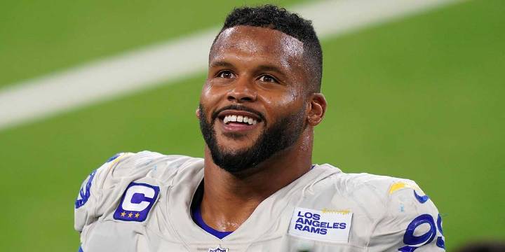 Aaron Donald’s heartfelt moment amid jersey retirement