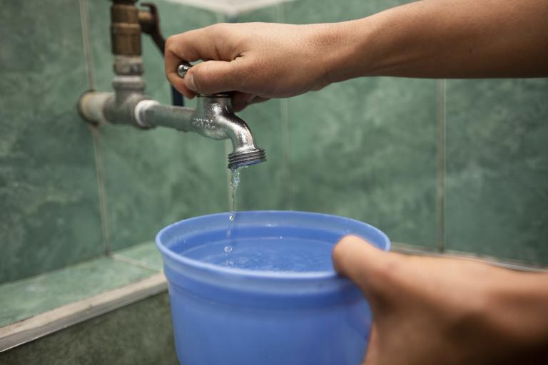 Contraloría advirtió que más de 5 millones de colombianos siguen sin acceso al agua potable: así está el panorama