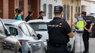 Un policía, en estado crítico tras ser disparado por un hombre atrincherado en una 'guardería de droga' en Sevilla