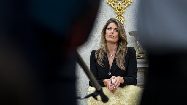 Watchdog group files bar complaint against prosecutor Lindsey Halligan over Comey, James cases