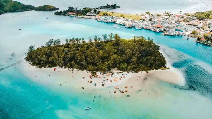 Parece una playa de Tailandia pero está en Río de Janeiro y es un paraíso