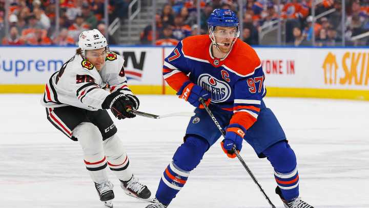 Blackhawks at Oilers odds, picks and predictions