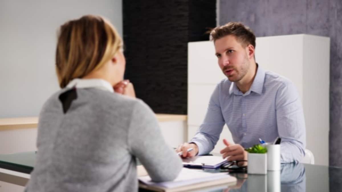 'Registration Letter Drafted, But...': Anxious Employee Plans To Sue Company Over 'Unfair PIP Termination Plan'