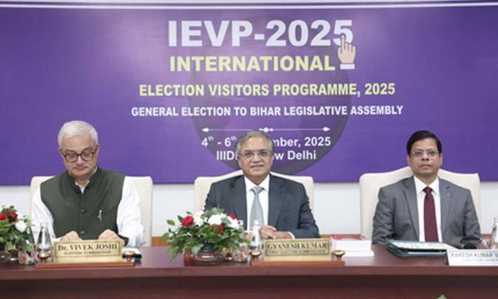 CEC Gyanesh Kumar flags off 14 foreign delegates to witness Bihar voting on Nov 6